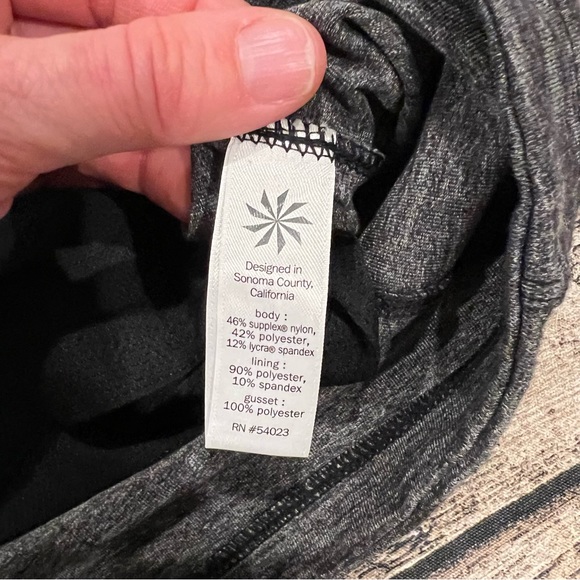 Athleta Athleisure Skort in Charcoal Grey Size Medium - Picture 3 of 11